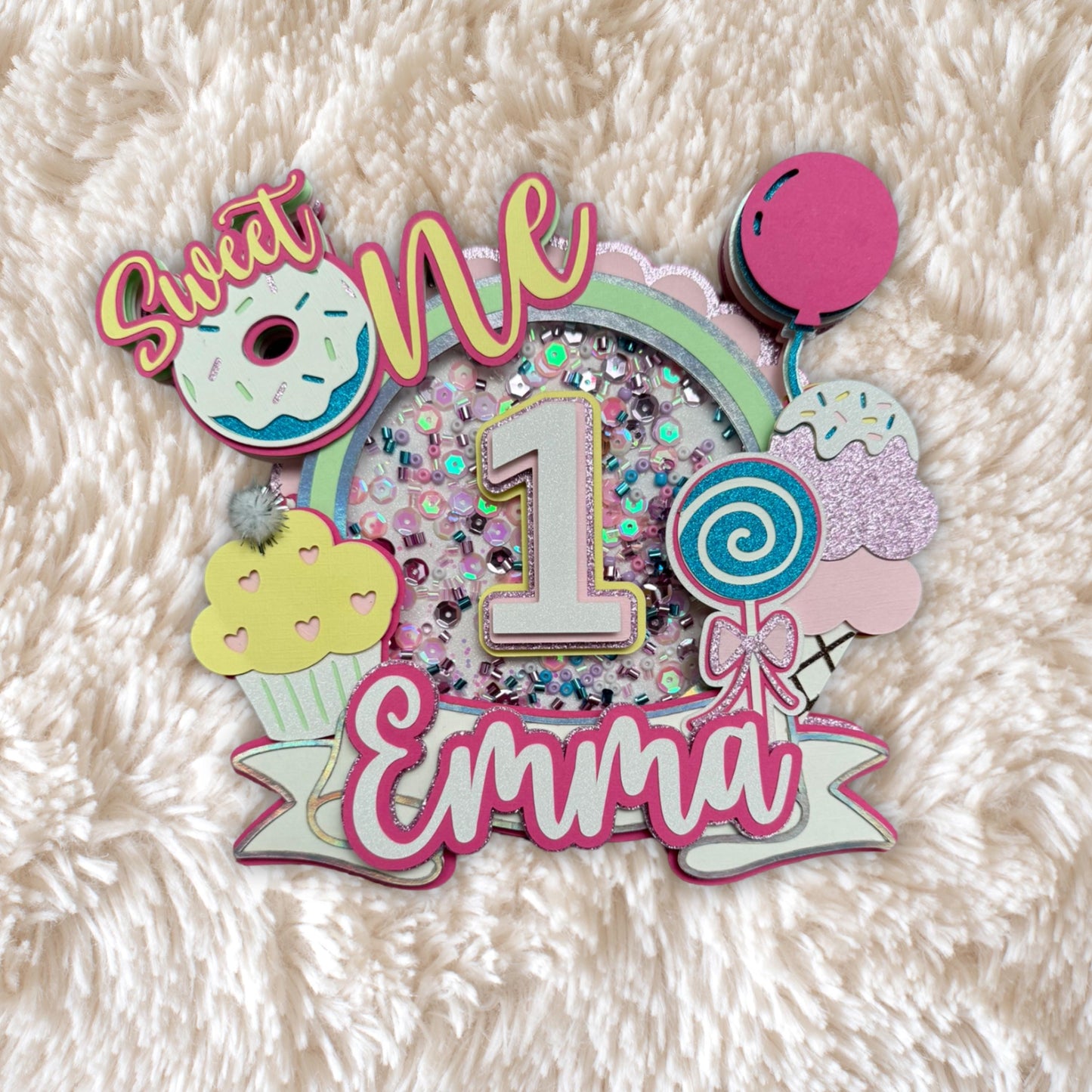 Shaker cake topper for 1st birthday party decoration